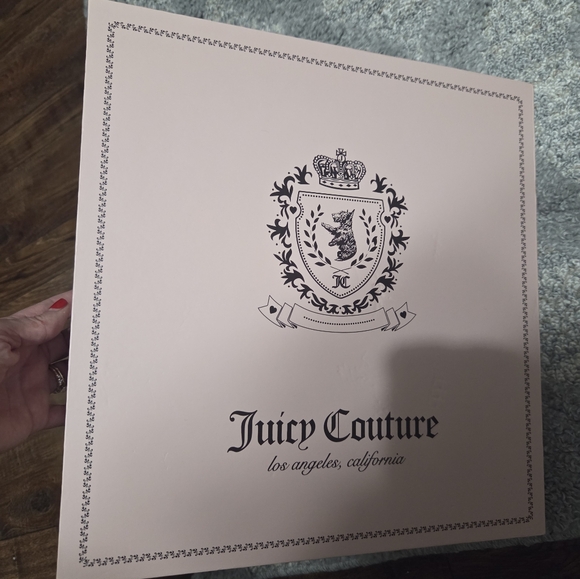 Juicy Couture Lavender and Black Bag Set - Picture 6 of 11